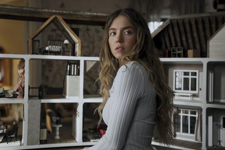 Sydney Sweeney in THE HOUSEMAID - WENN SIE WÜSSTE (USA 2025) © Lionsgate Sydney Sweeney in THE HOUSEMAID - WENN SIE WÜSSTE (USA 2025) © Lionsgate