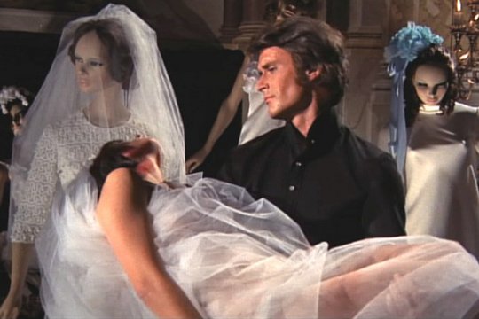 Hatchet for the Honeymoon - Red Wedding Night - Szenenbild 3