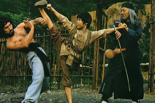 Schlitzauge sei wachsam - Szenenbild 2 Schlitzauge sei wachsam - Szenenbild 2