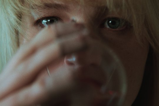 Die My Love - Szenenbild 6 Die My Love - Szenenbild 6