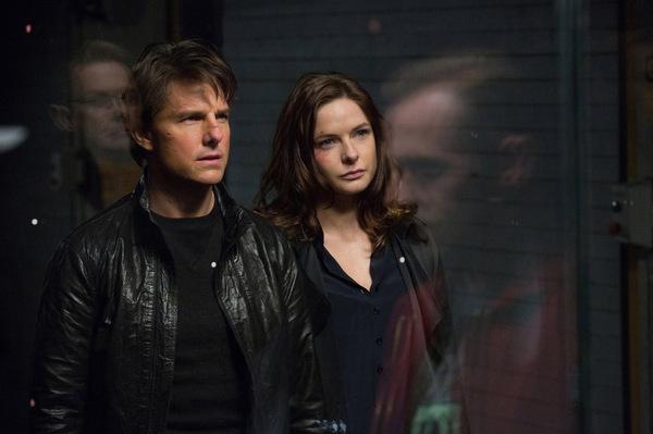 Tom Cruise und Rebecca Ferguson in 'Mission Impossible 5' 2015