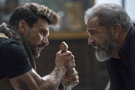 Frank Grillo gegen Mel Gibson in 'Boss Level' USA 2021 © Universum Film