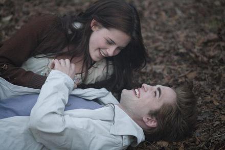 Kristen Stewart & Robert Pattinson in 'Twilight'© Concorde Filmverleih