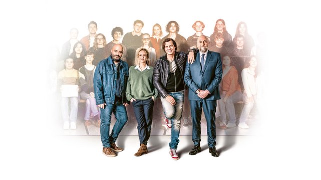 Klassentreffen - Alles beim Alten - Wallpaper 1 Klassentreffen - Alles beim Alten - Wallpaper 1