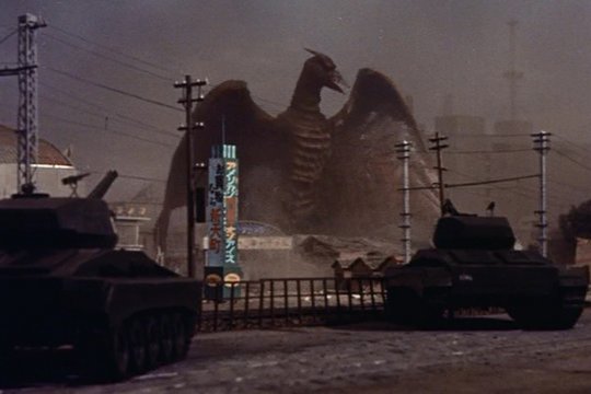 Rodan - Die fliegenden Monster von Osaka - Szenenbild 2 Rodan - Die fliegenden Monster von Osaka - Szenenbild 2