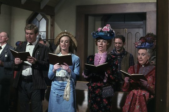 Pistolen und Petticoats - Szenenbild 2 Pistolen und Petticoats - Szenenbild 2