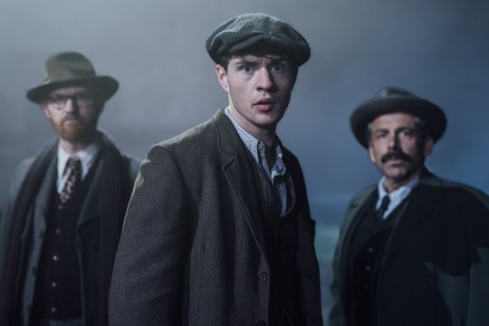 Bookish - Staffel 1 - Szenenbild 3 Bookish - Staffel 1 - Szenenbild 3