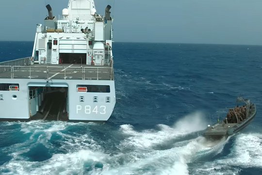 Invasion - Zwischen Paradies und Inferno - Szenenbild 7 Invasion - Zwischen Paradies und Inferno - Szenenbild 7