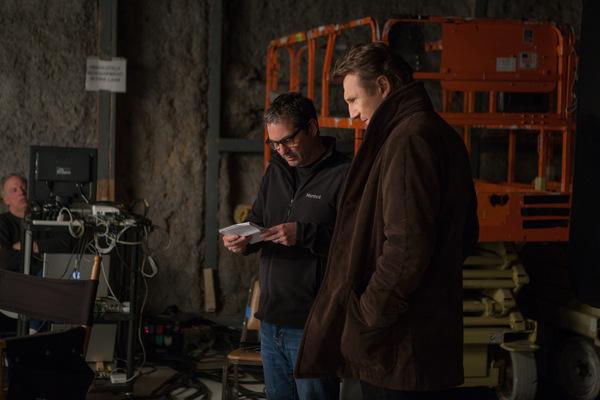 Regisseur Scott Frank mit seinem Star Liam Neeson bei den 'Ruhet in Frieden' Dreharbeiten © SquareOne