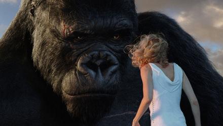 King Kong mit Naomi © Universal Pictures