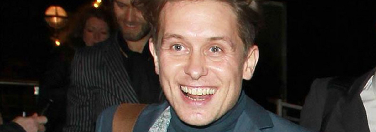 Mark Owen: Mark Owen wird zum Weihnachts-Elf