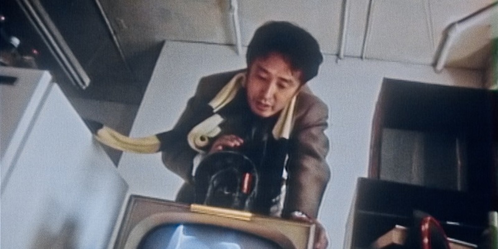Nam June Paik - Moon Is the Oldest TV