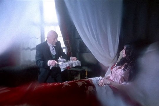 Elviras Haunted Hills - Szenenbild 1