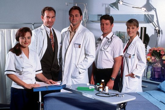 Die fliegenden Ärzte - Staffel 1 - Szenenbild 1