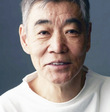 Akira Emoto