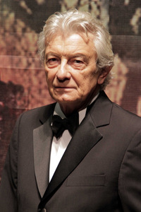 Arturo Bonin