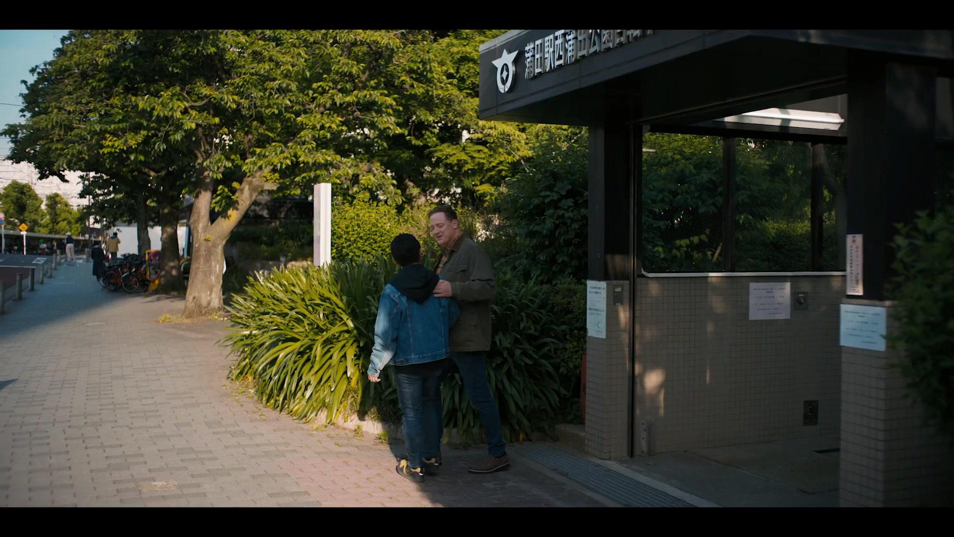 Rental Family - Trailer - Deutsch - HD