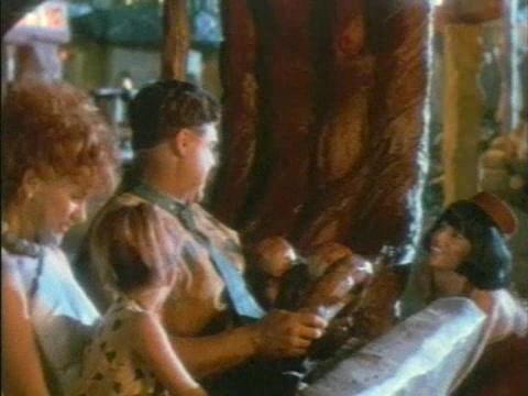 The Flintstones - Die Familie Feuerstein - Trailer - Englisch - SD