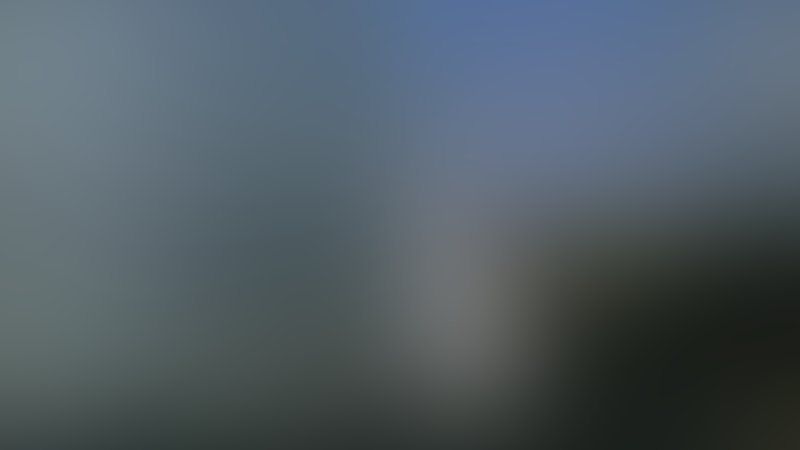 Hanger - Trailer - Englisch - SD