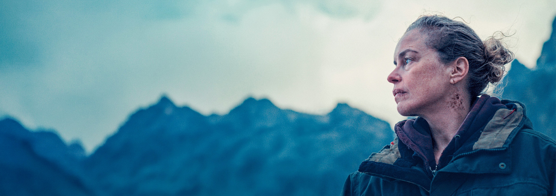 Kino: DIE ANDERE SEITE: Nina Hoss verstoßen und ausgegrenzt