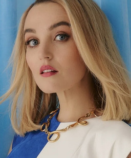 Chloe Fineman
