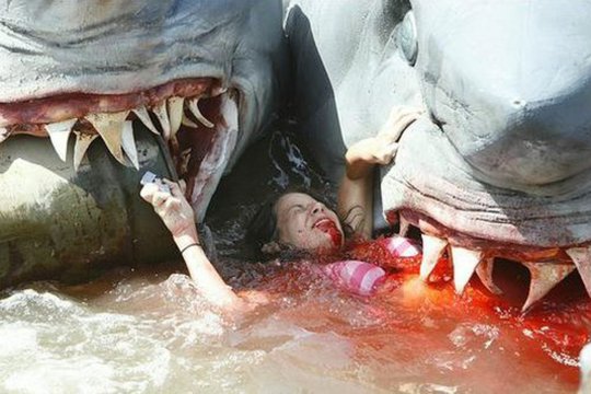 2-Headed Shark Attack - Szenenbild 2