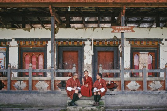 Agent of Happiness - Wo das Glück zu Hause ist - Szenenbild 1