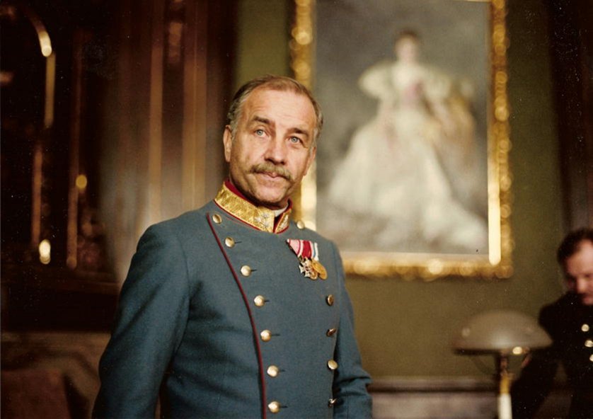 Oberst Redl DVD oder Bluray leihen VIDEOBUSTER.de