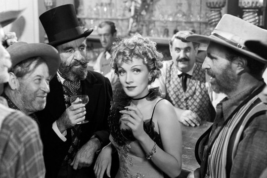 Destry Rides Again - Der große Bluff - Szenenbild 4