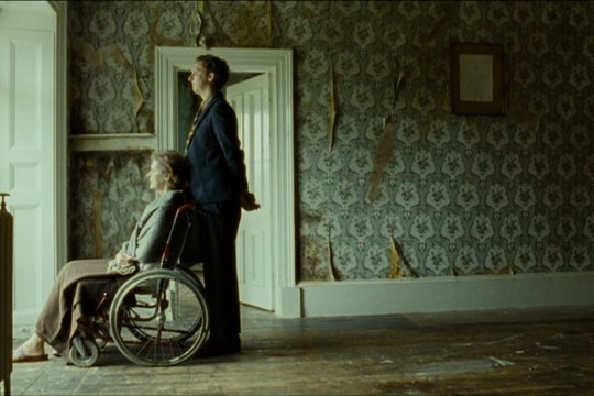 The Living and the Dead - Szenenbild 2