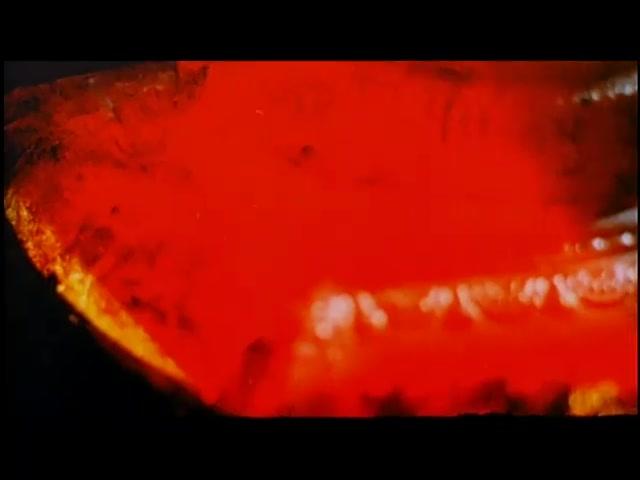 Blutige Seide - Trailer - Englisch - SD