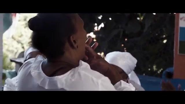 Die Farbe der Sehnsucht - Trailer - Deutsch - SD