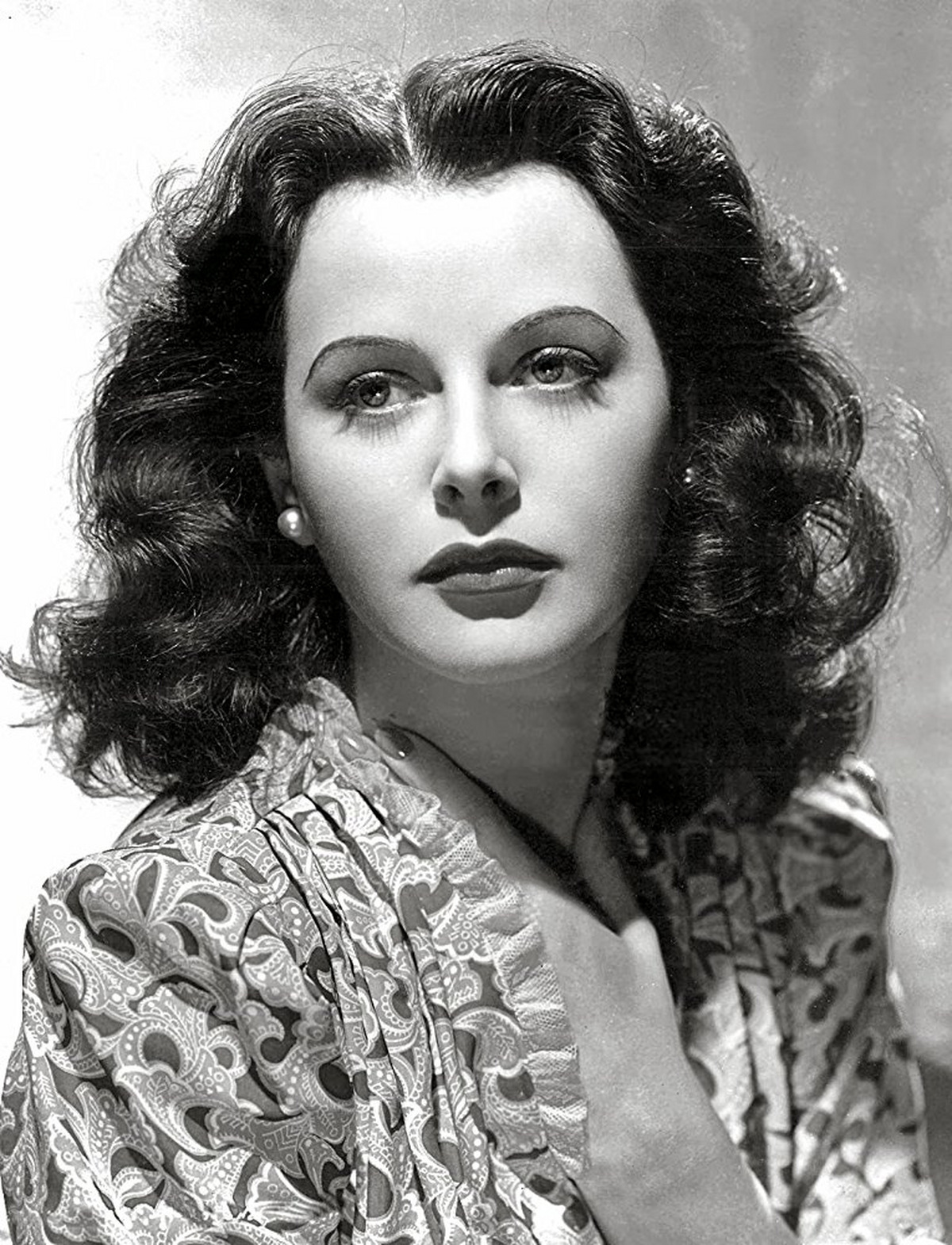 Hedy Lamarr - Hollywood-Ikone und WLAN-Erfinderin?