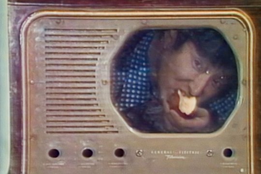 Nam June Paik - Moon Is the Oldest TV - Szenenbild 3