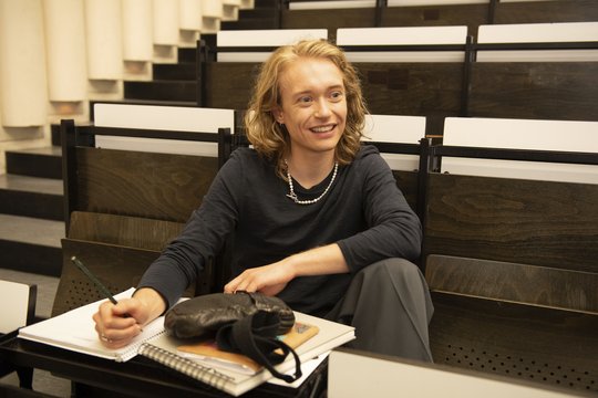 Ein fast perfekter Antrag - Szenenbild 15