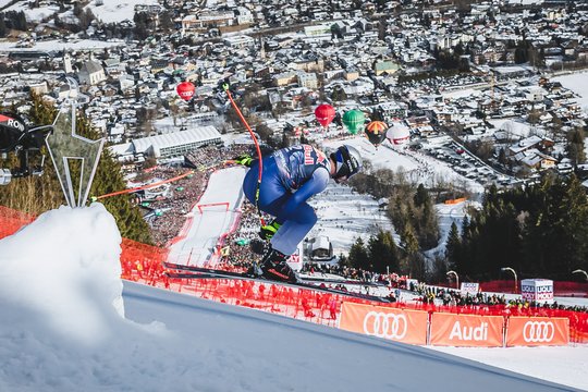 Downhill Skiers - Szenenbild 2