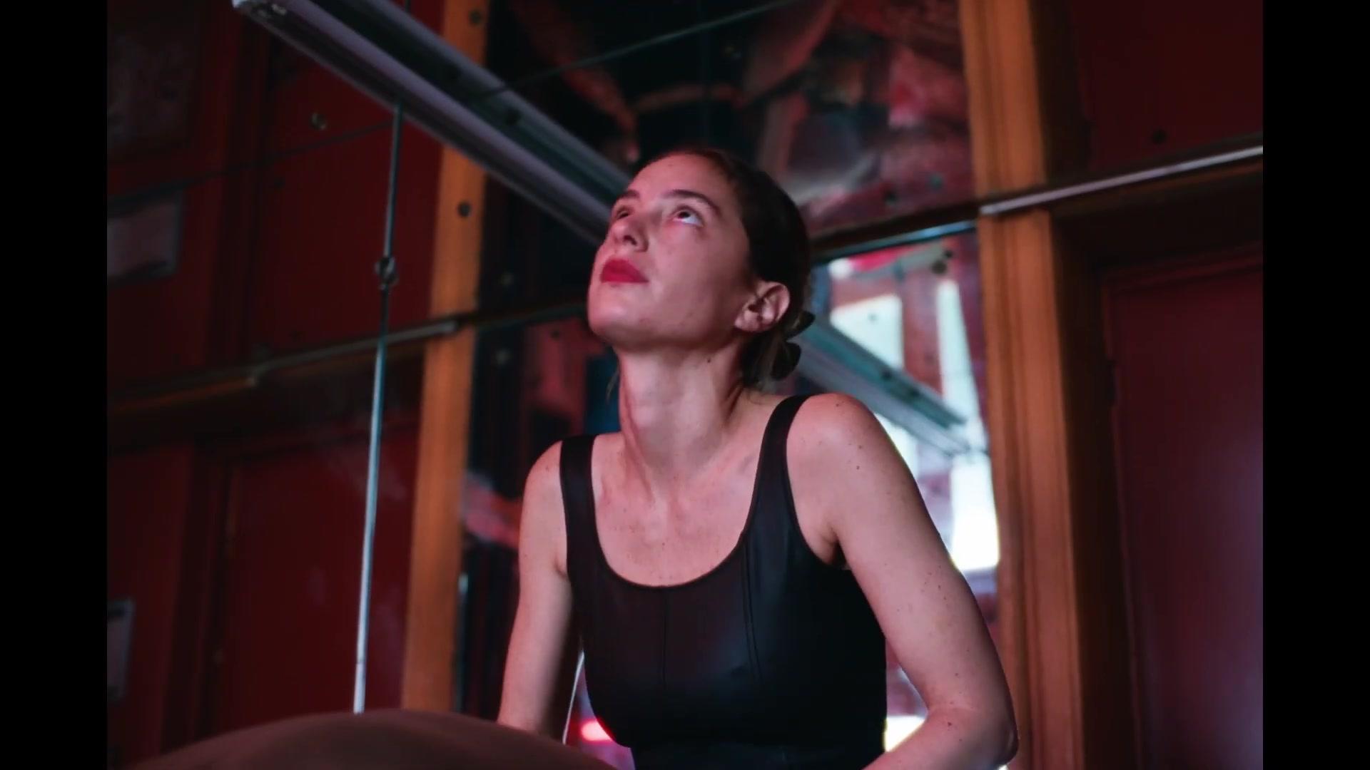 Madame Kika - Trailer - Deutsch - HD