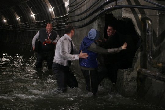 Metro - Im Netz des Todes - Szenenbild 2