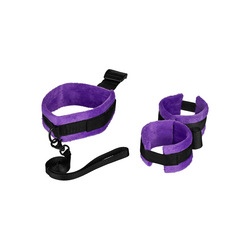Rückseitiges Fessel-Set aus Plüsch, 3 Teile