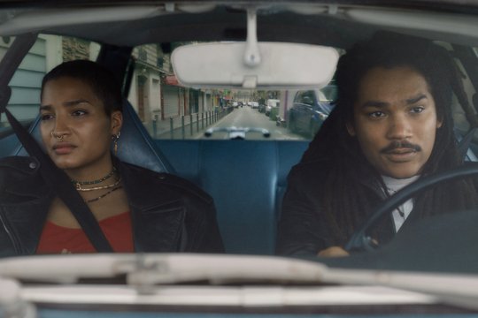 Father Mother Sister Brother - Szenenbild 5