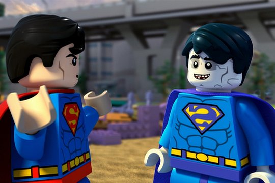 LEGO DC Comics Super Heroes: Gerechtigkeitsliga vs. Bizarro Liga - Szenenbild 2