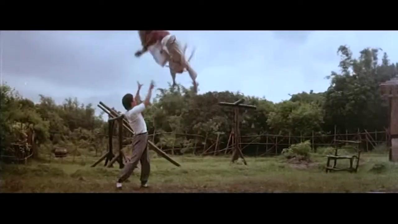 Knochenbrecher schlägt wieder zu - Trailer - Deutsch - HD