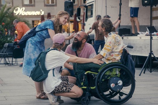 Die zärtliche Revolution - Szenenbild 2