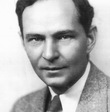 Earle Hodgins