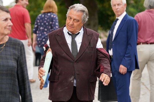 Monsieur Robert kennt kein Pardon - Szenenbild 4