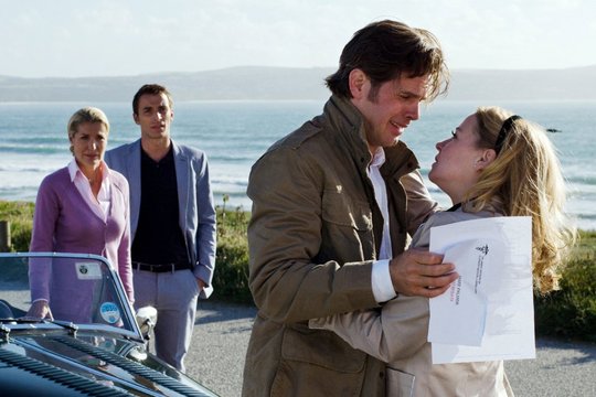 Rosamunde Pilcher - Verlobt, verliebt, verwirrt & Der gestohlene Sommer - Szenenbild 1