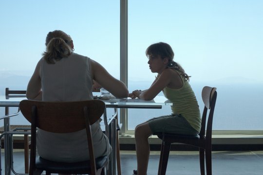 At Home - Szenenbild 8
