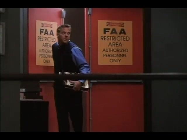 Ground Control - Kollisionskurs - Trailer - Englisch - SD