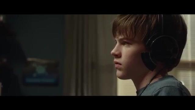 Max - Trailer - Deutsch - SD