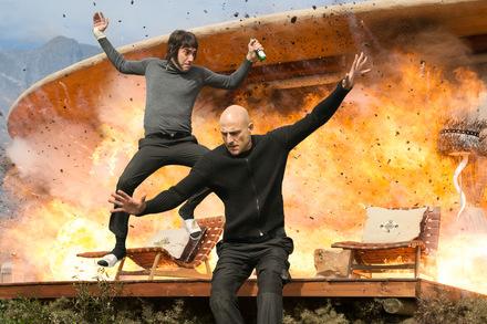 Ein explosives Duo: Die ungleichen Filmbrüder Sacha Baron Cohen und Mark Strong